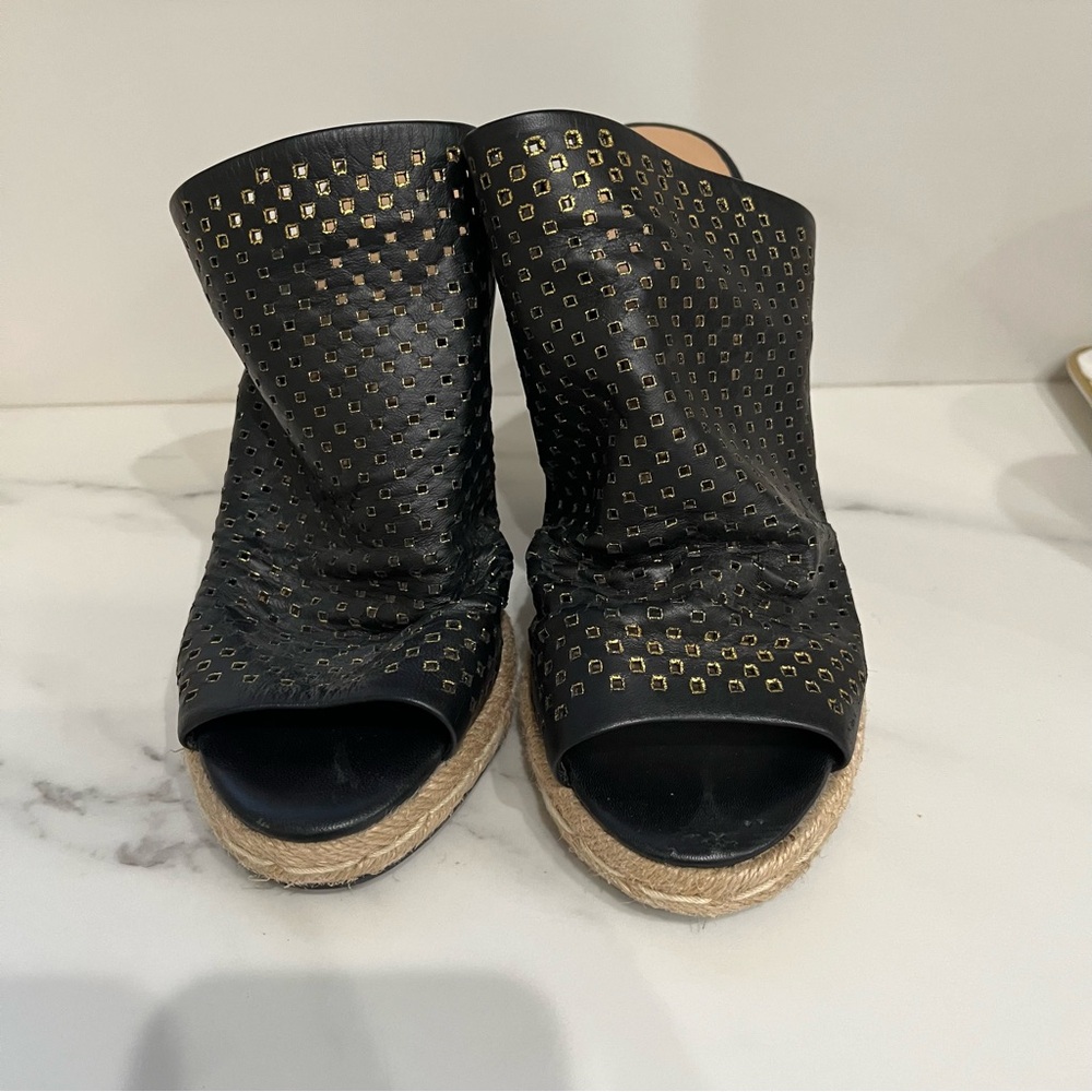 Joes Black and Gold Women's Wedge Sandals - size 7 - Good Condition